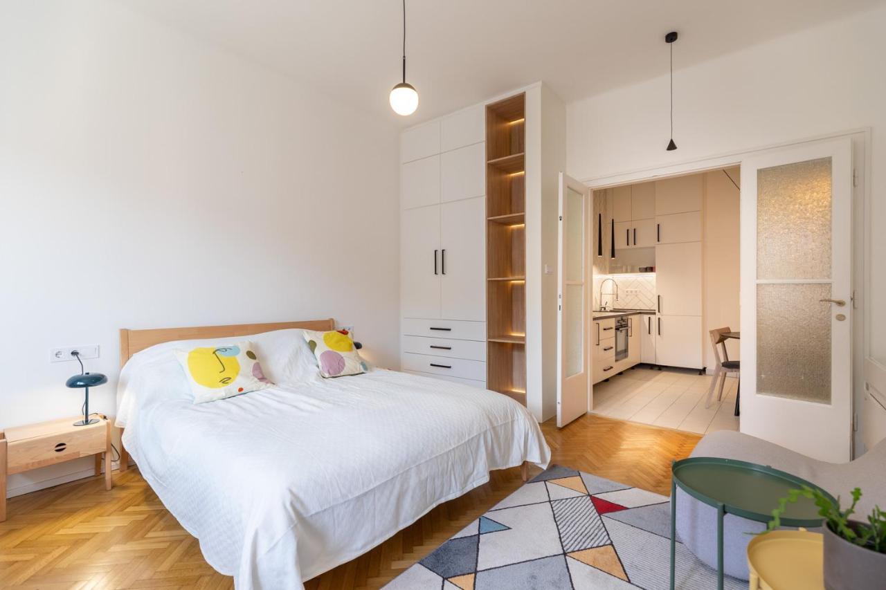 בודפשט The Palm Springs Apartment מראה חיצוני תמונה